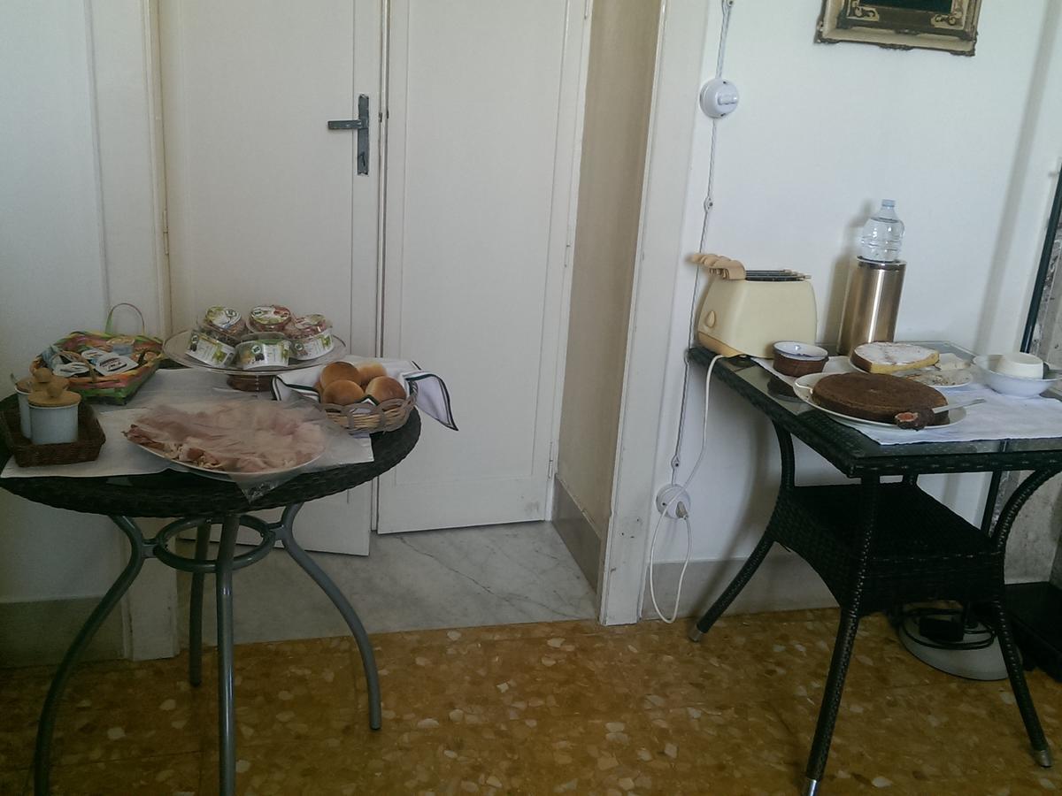 La Taverna Floridia Kültér fotó